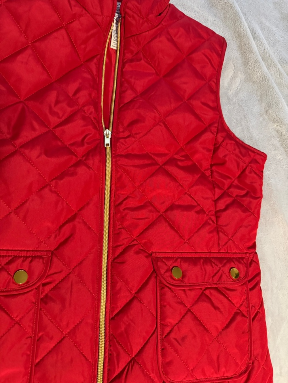 Quilted Red Puffer Vest with Gold Zipper - Picture 2 of 8